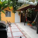 Hostal Cocos Inn